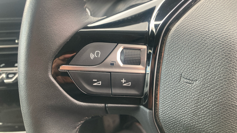 Peugeot 2008 100kW Allure Premium 50kWh 5dr Auto Electric Estate